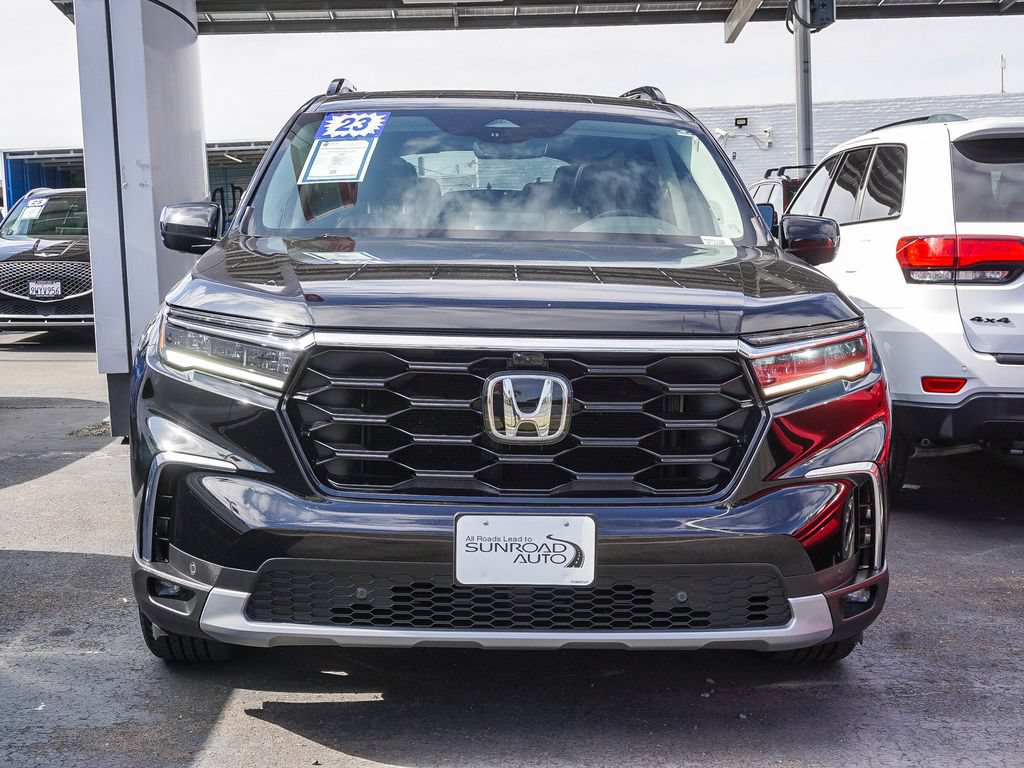 Used 2023 Honda Pilot Elite image 2
