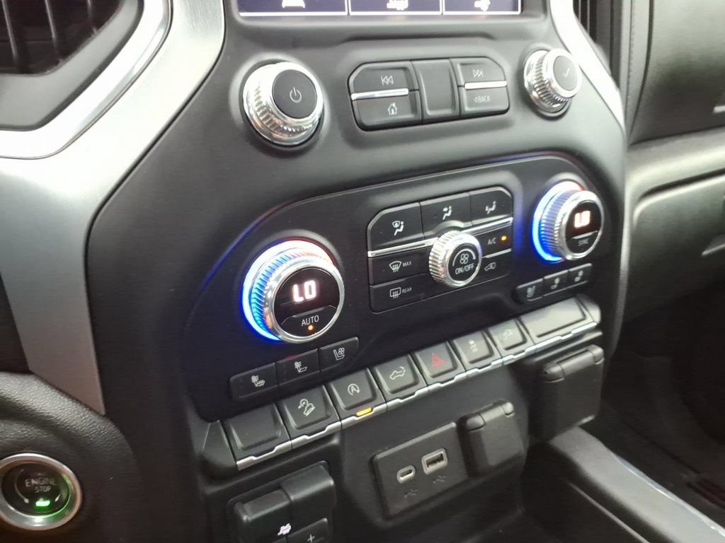 Used 2021 GMC Sierra 1500 SLT w/ SLT Premium Package AWD/4WD image 18