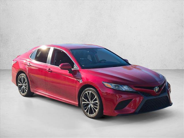 Used 2019 Toyota Camry SE FWD image 3
