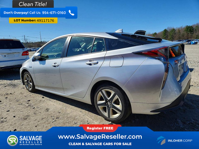 Used 2017 Toyota Prius Three Touring image 3