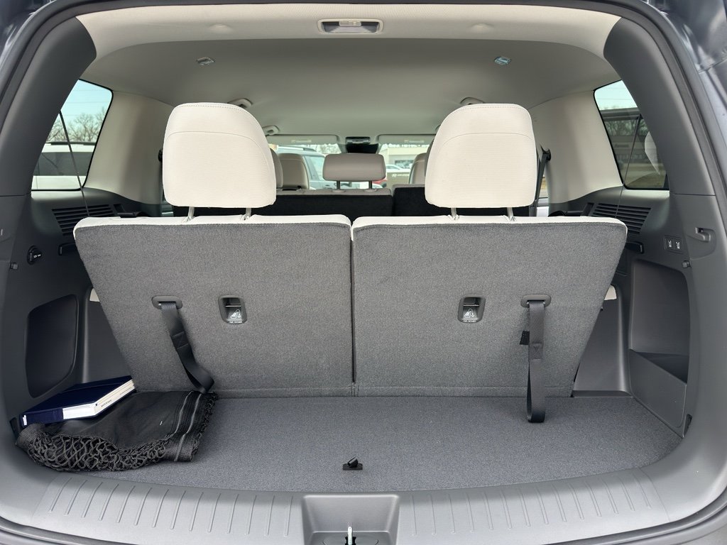 New 2026 Hyundai Santa Fe SE image 30