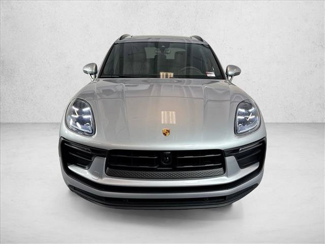 Certified 2026 Porsche Macan Turbo AWD/4WD image 6