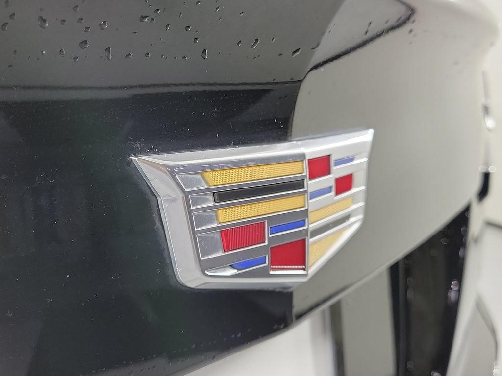 Used 2023 Cadillac XT4 Sport FWD image 7