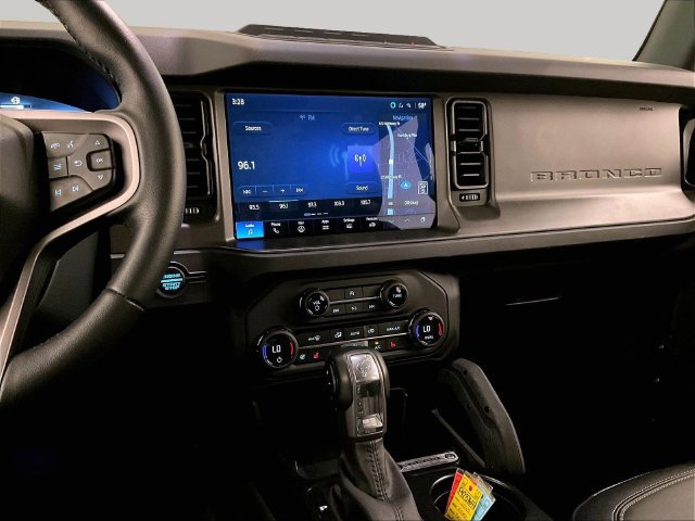 Used 2025 Ford Bronco Badlands w/ Sasquatch Package AWD/4WD image 6