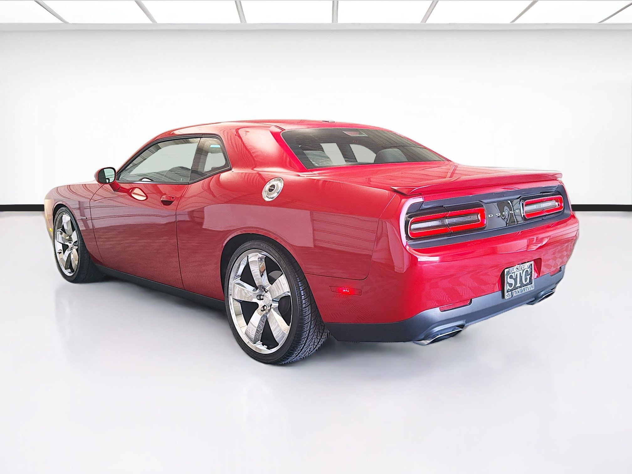 Used 2015 Dodge Challenger R/T w/ Quick Order Package 28B R/T image 6