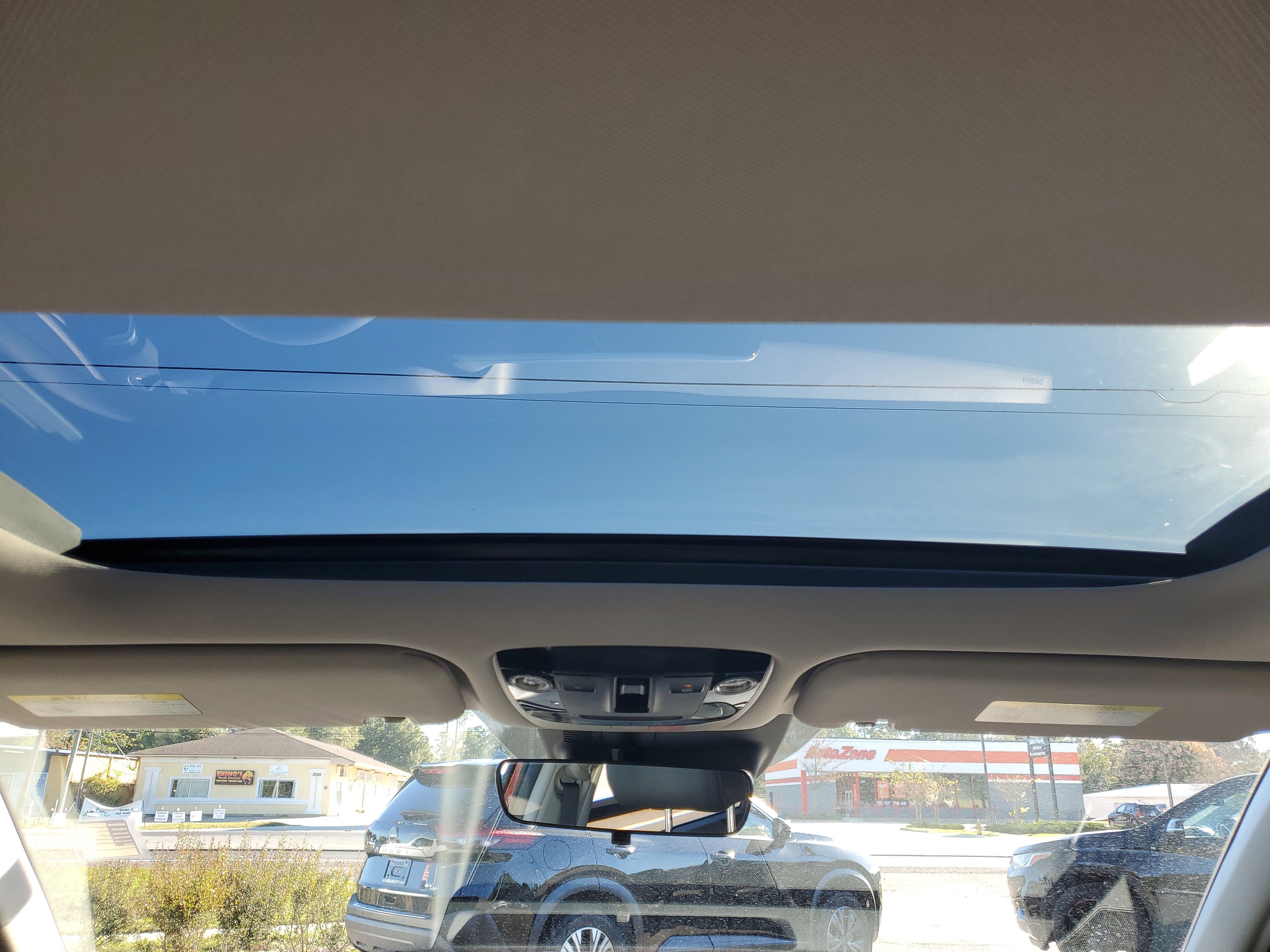 Certified 2023 Kia Sorento S w/ Panoramic Sunroof Package image 19