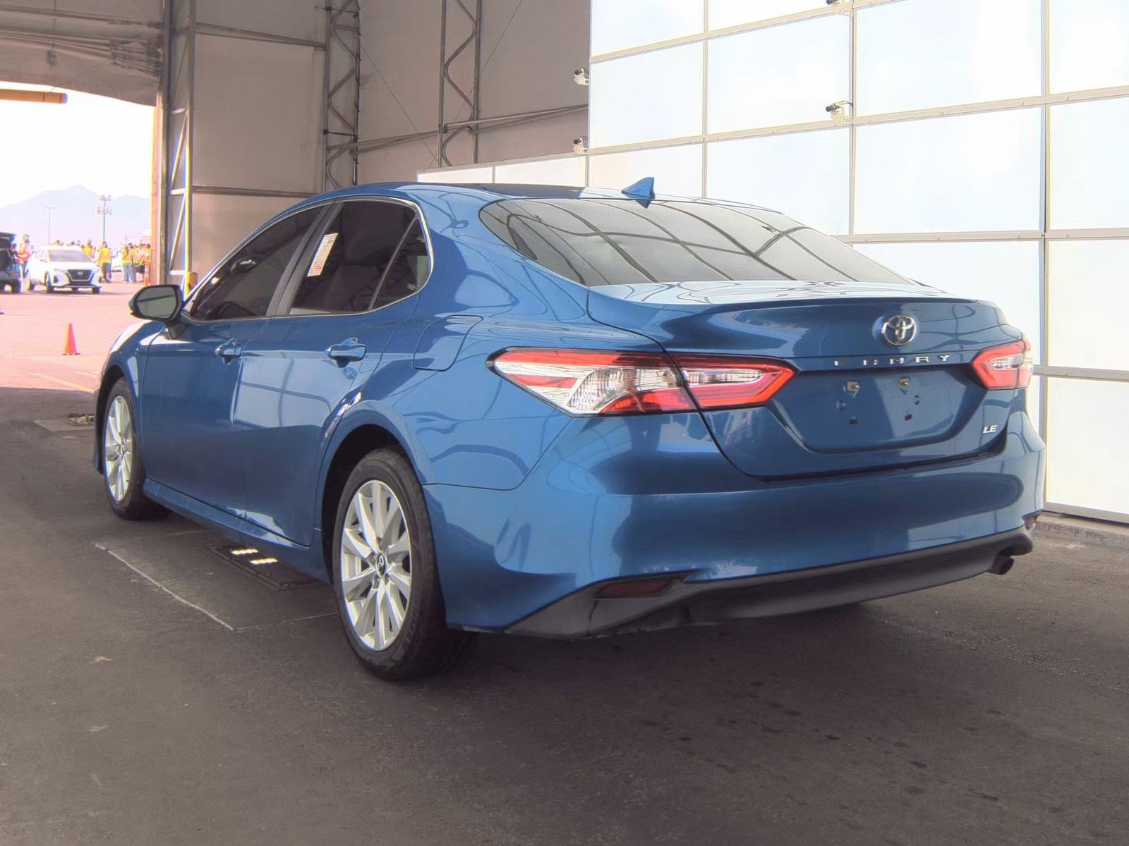 Used 2020 Toyota Camry LE w/ Carpet Mat Package image 13