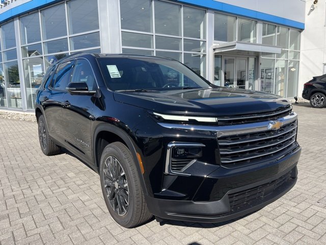 New 2026 Chevrolet Traverse LT w/ Sun and Wheel Package
