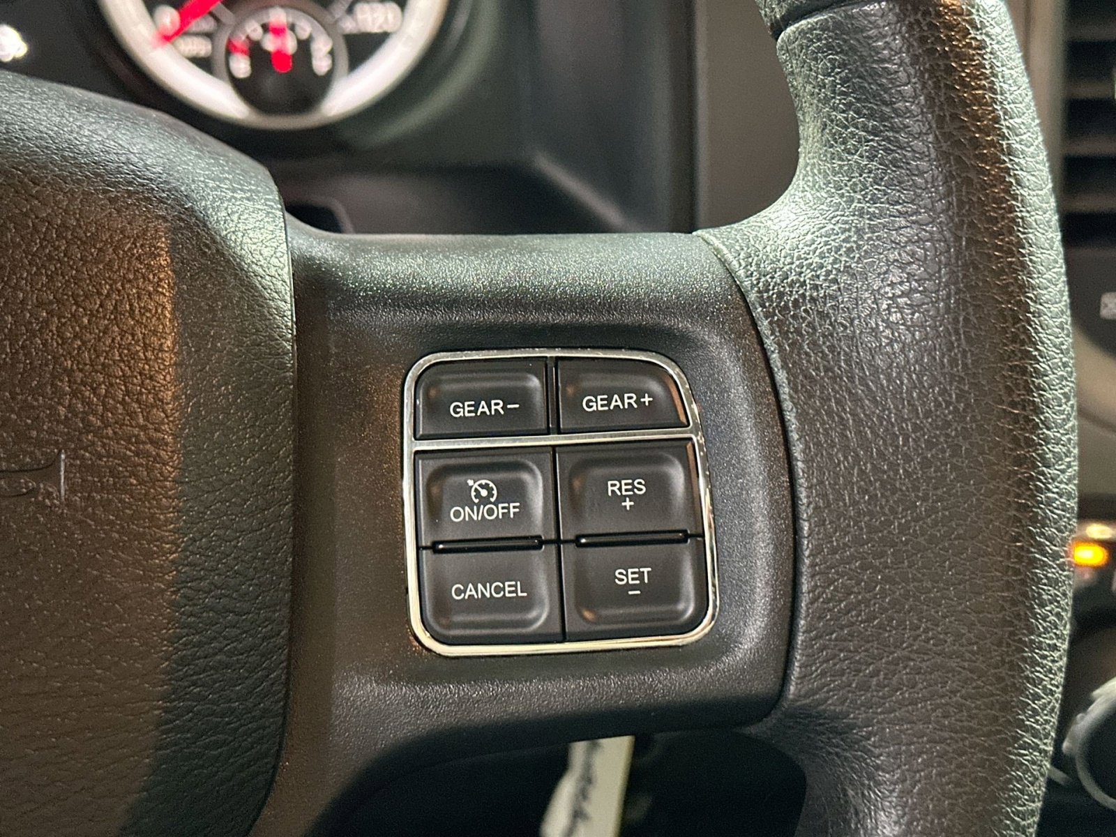 Used 2015 RAM 1500 Express image 20