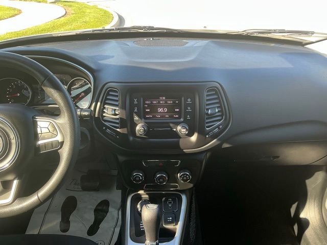 Used 2018 Jeep Compass Sport AWD/4WD image 25