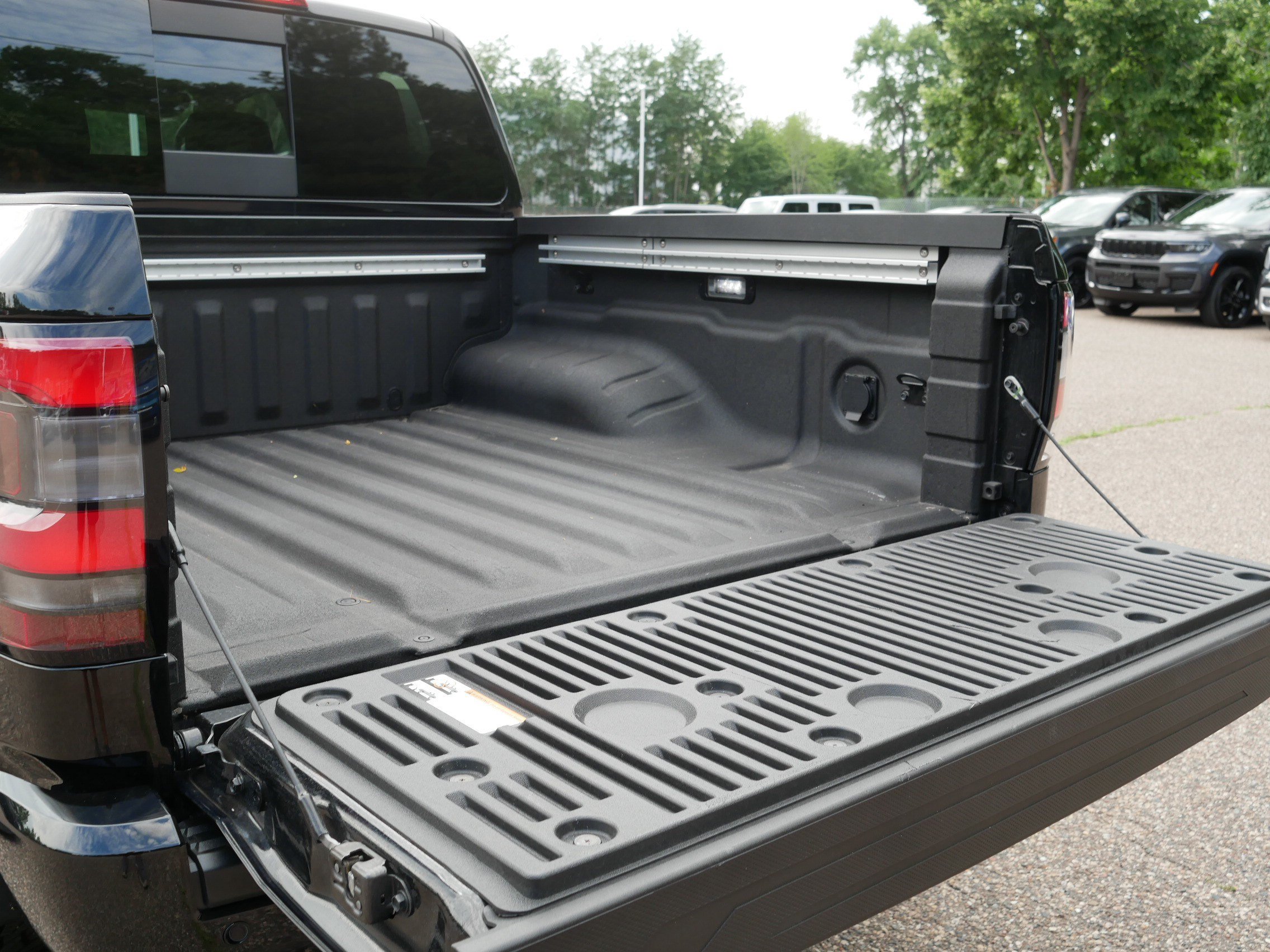 Certified 2023 Nissan Frontier PRO-4X w/ Pro Convenience Package AWD/4WD image 18