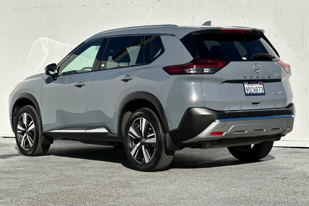 Used 2022 Nissan Rogue Platinum w/ Head-Up Display Package FWD image 5