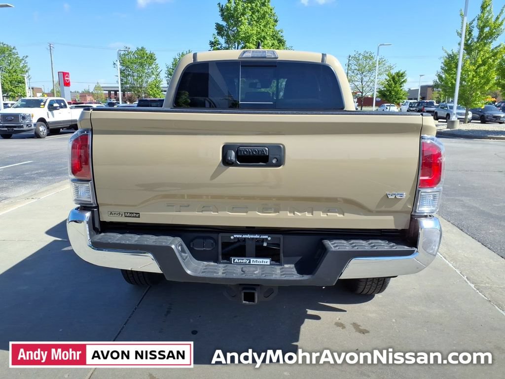 Used 2020 Toyota Tacoma TRD Off-Road AWD/4WD image 9