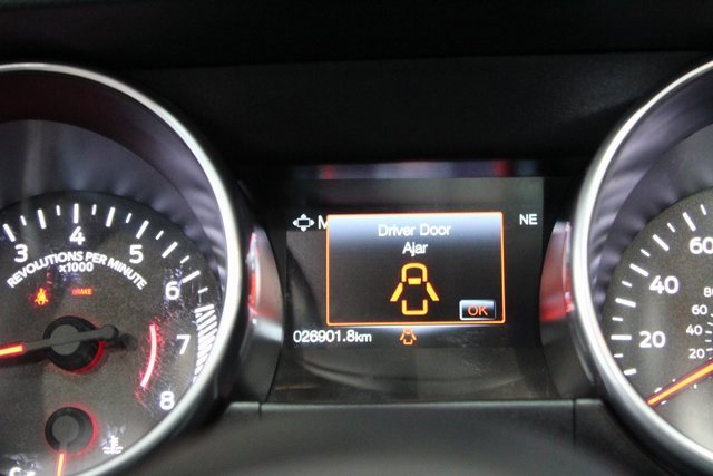 Used 2021 Ford Mustang Convertible image 22