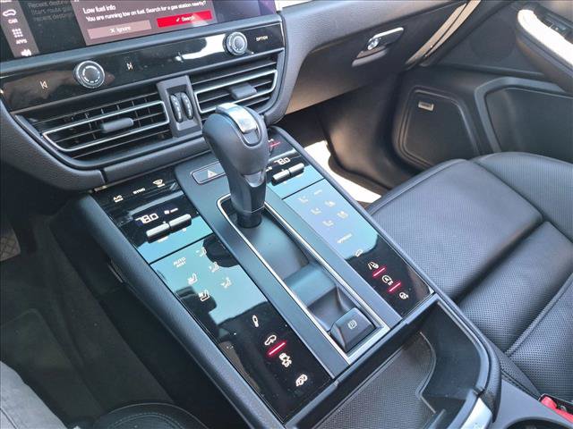 Used 2023 Porsche Macan S AWD/4WD image 10