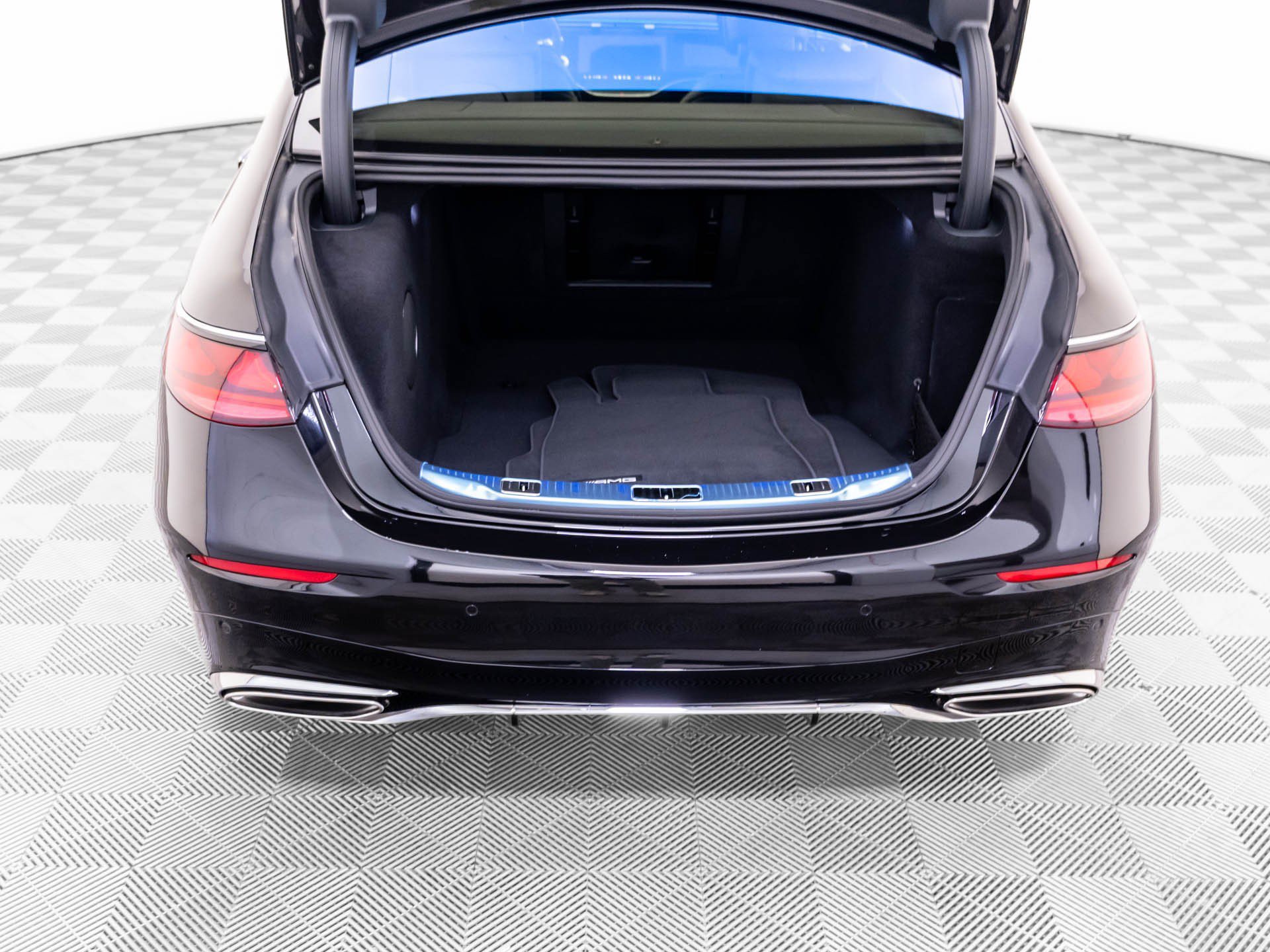 New 2027 Mercedes-Benz S 580 4MATIC Sedan image 47