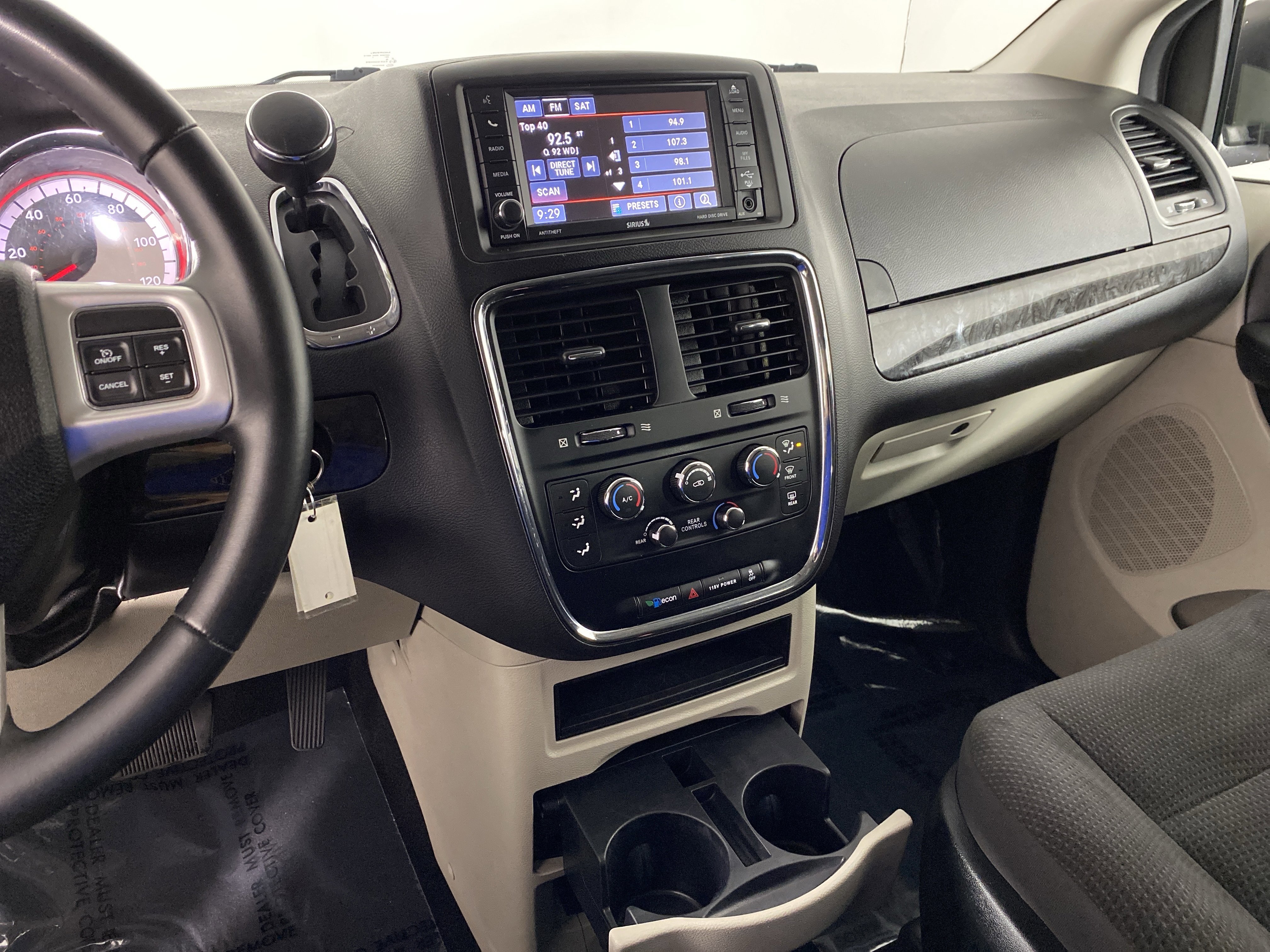 Used 2017 Dodge Grand Caravan SE w/ Power Window Group image 26