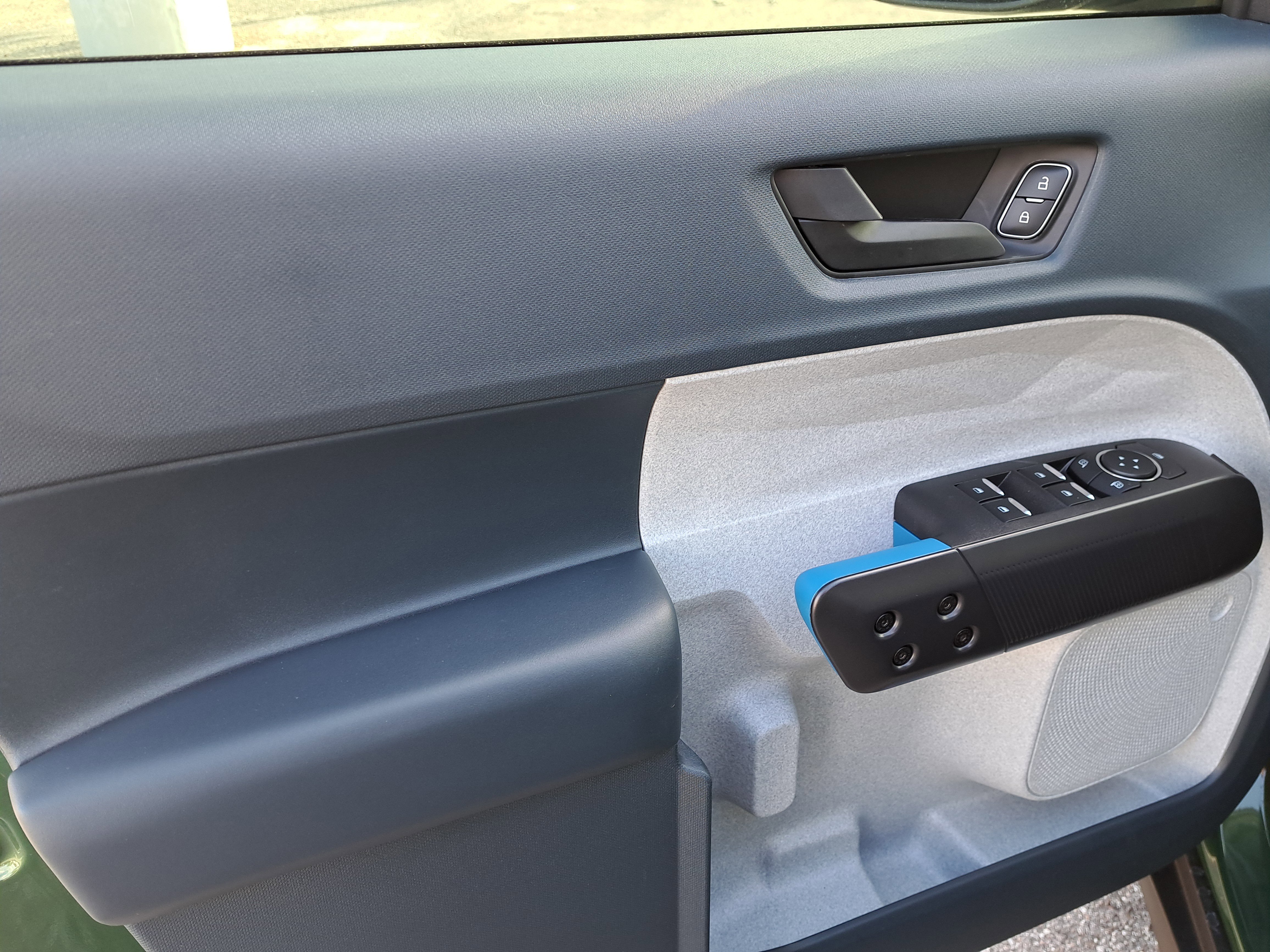 Used 2025 Ford Maverick XLT w/ XLT Luxury Package image 12