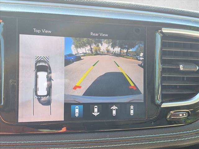Used 2018 Chrysler Pacifica Limited w/ Advanced Safetytec Group FWD image 14