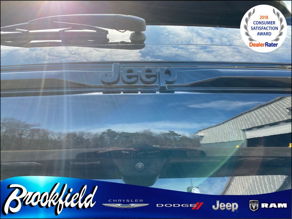 New 2026 Jeep Grand Cherokee Altitude image 12