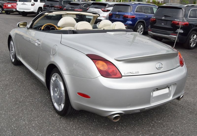 Used 2003 Lexus SC 430 Convertible RWD image 10