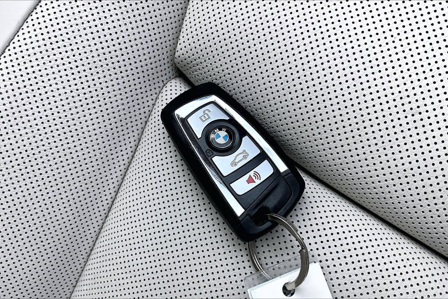 Used 2016 BMW 535i Sedan RWD image 14