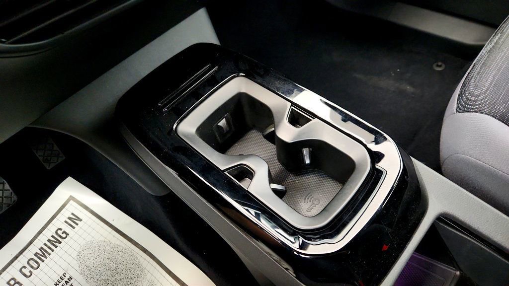 Used 2021 Volkswagen ID.4 Pro image 15