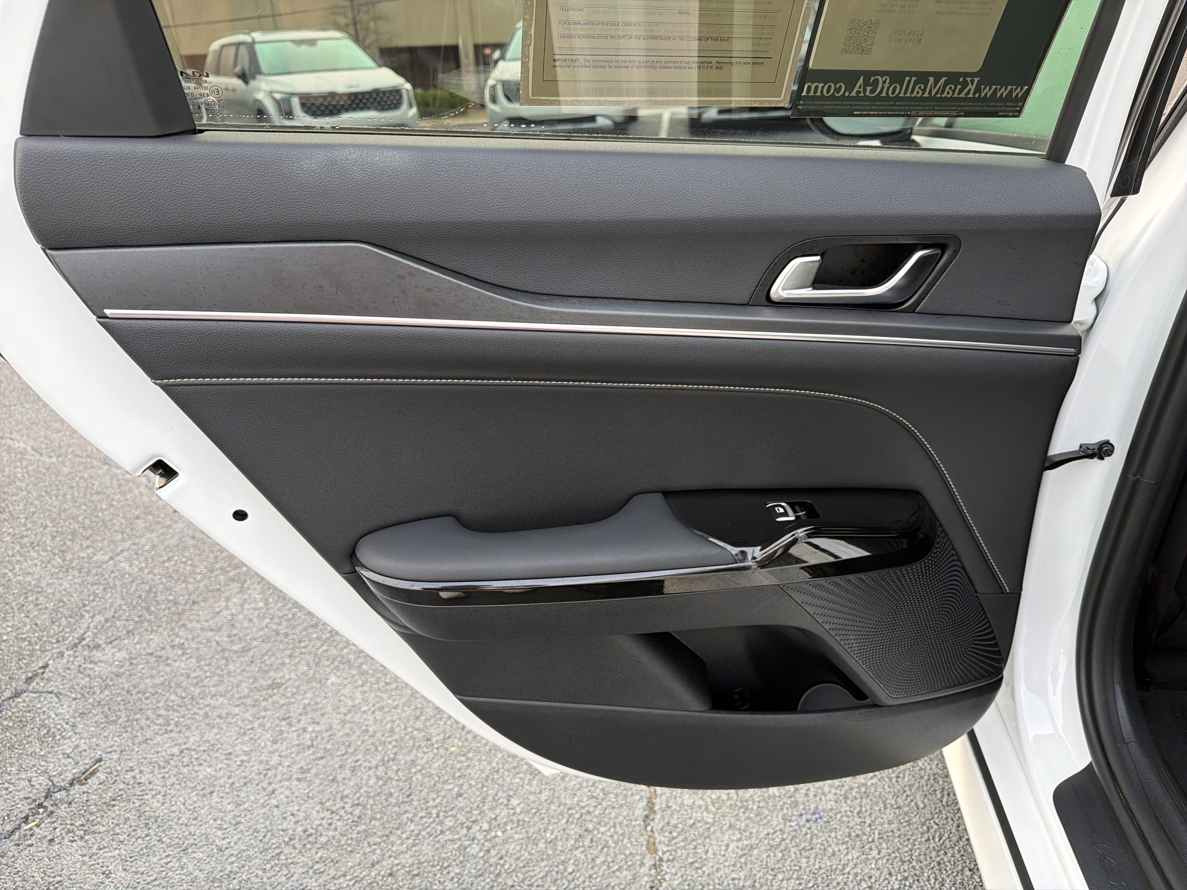 Used 2025 Kia K5 GT-Line w/ GT-Line Premium Package image 21