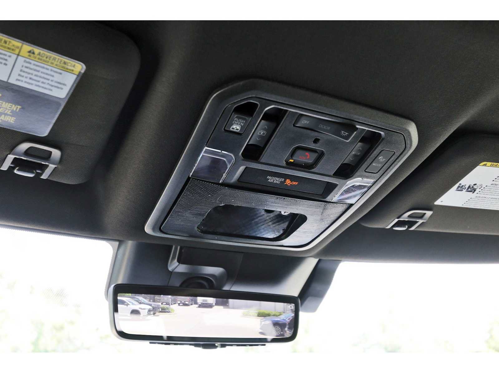 Used 2023 Toyota Tundra Platinum AWD/4WD image 21