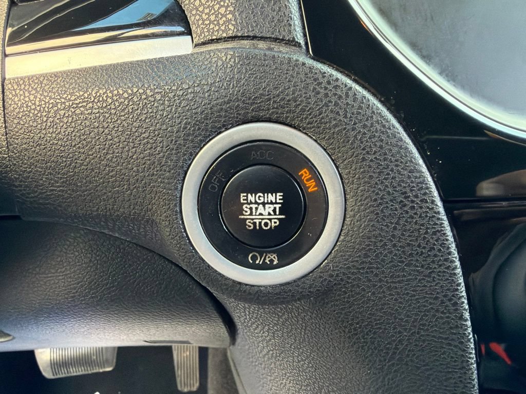 Used 2019 Chrysler 300 S RWD image 29