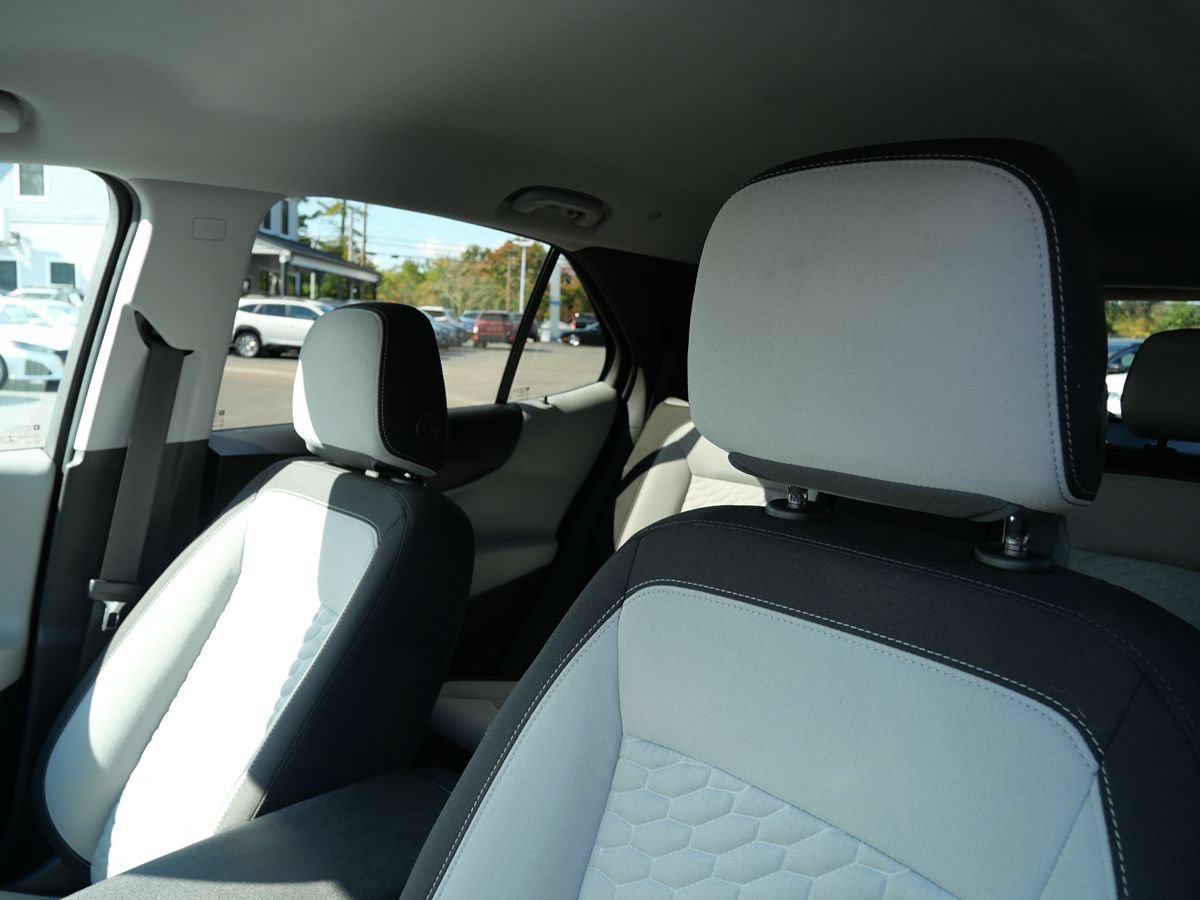 Used 2021 Chevrolet Equinox LT AWD/4WD image 12