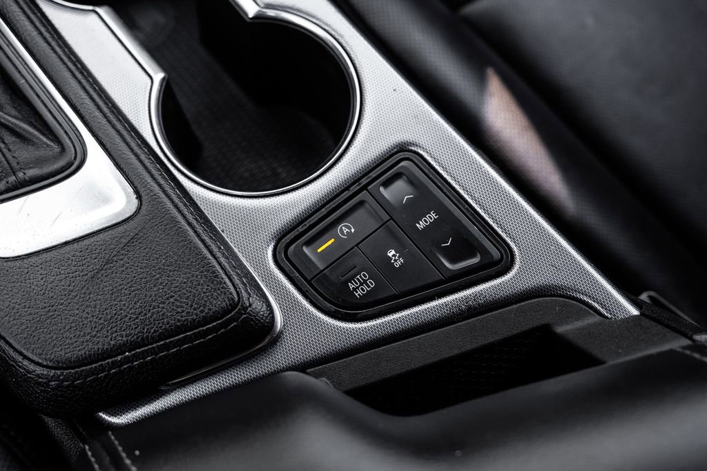 Used 2024 Cadillac CT4 Premium Luxury image 30