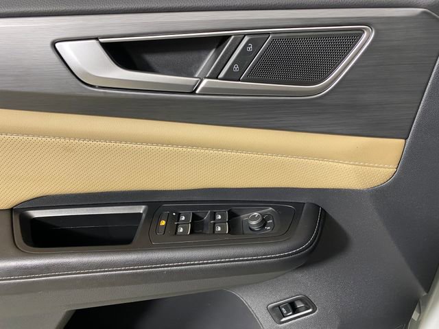 Used 2024 Volkswagen Atlas Cross Sport SE image 13