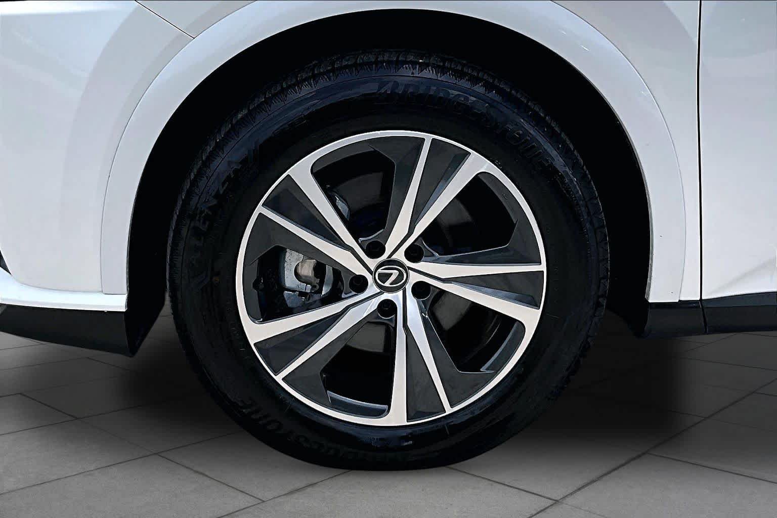 Used 2023 Lexus RX 350 Premium w/ Cold Area Package FWD image 11