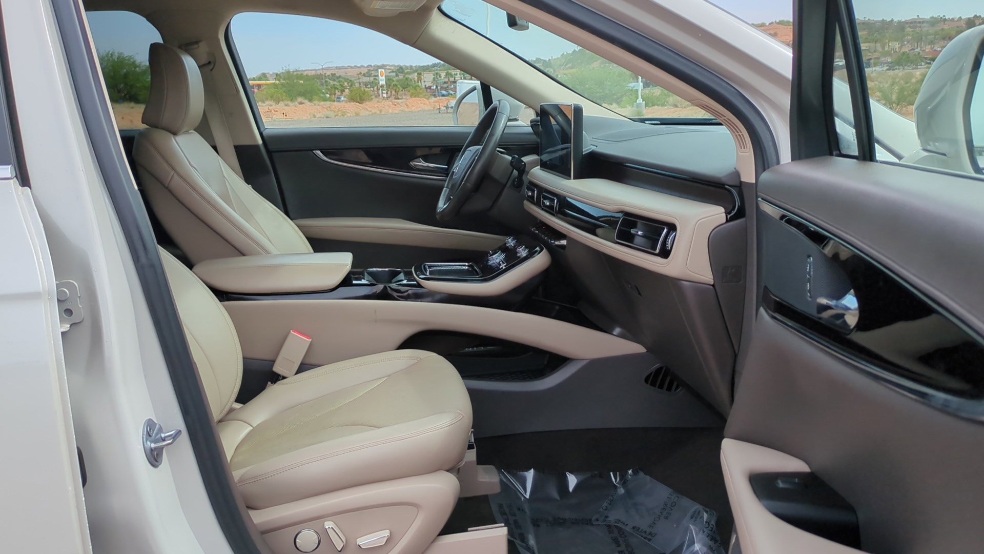 Used 2022 Lincoln Nautilus Reserve FWD image 31