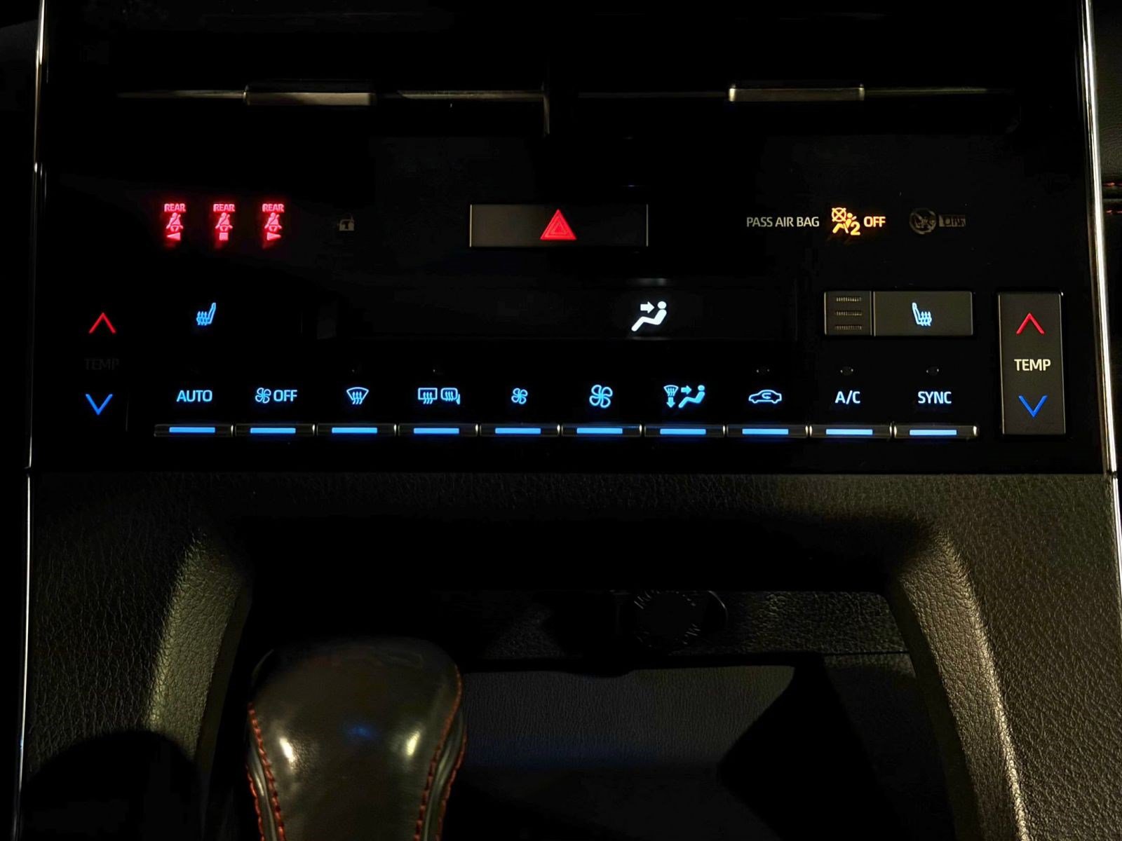Used 2021 Toyota Avalon TRD FWD image 18