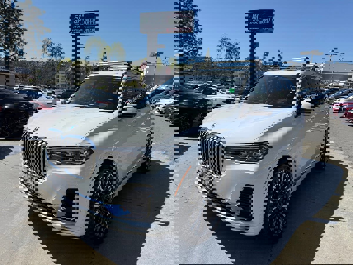 Used 2020 BMW X7 xDrive40i w/ Premium Package image 5