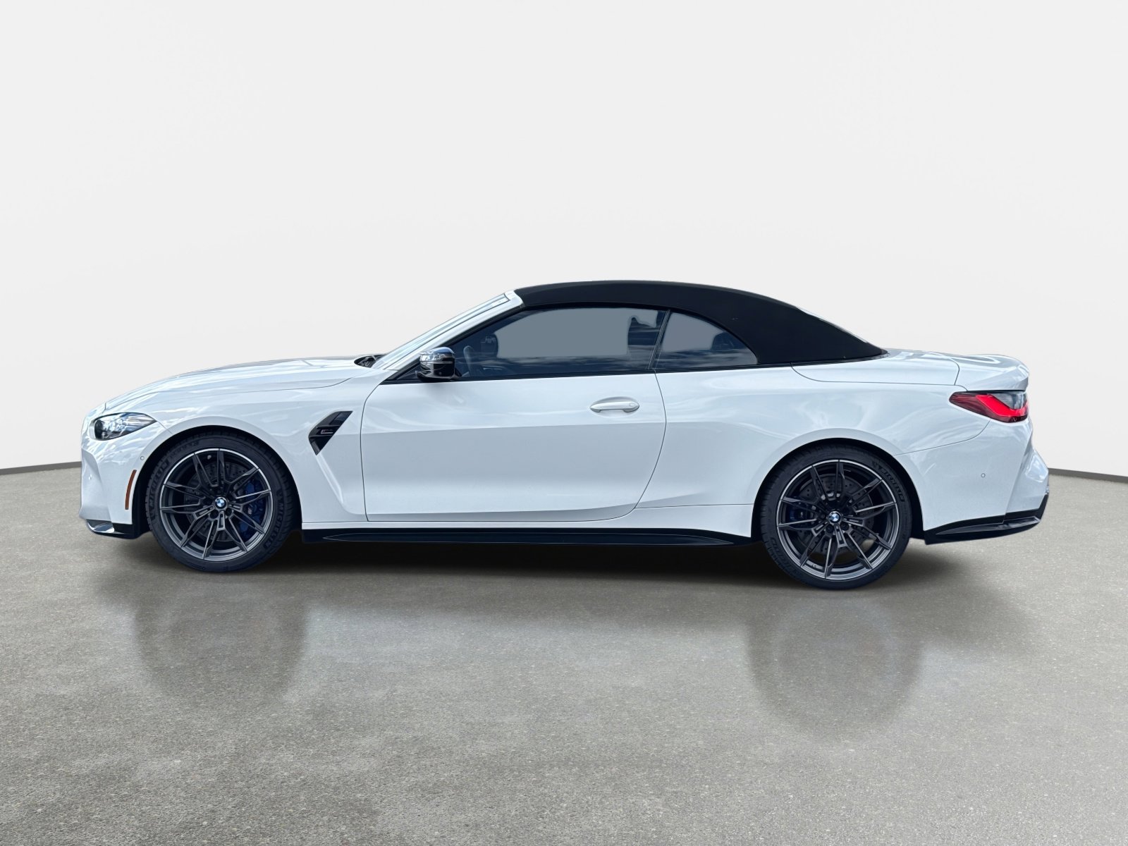 Used 2023 BMW M4 xDrive Competition image 7
