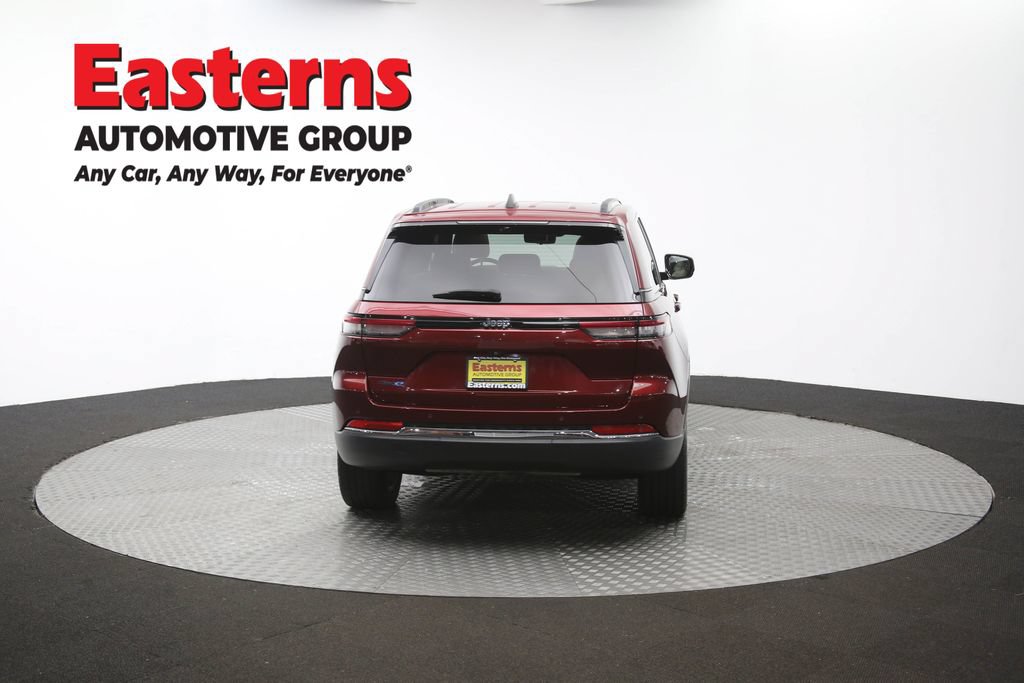 Used 2023 Jeep Grand Cherokee 4WD 4xe w/ Luxury Tech Group II image 40