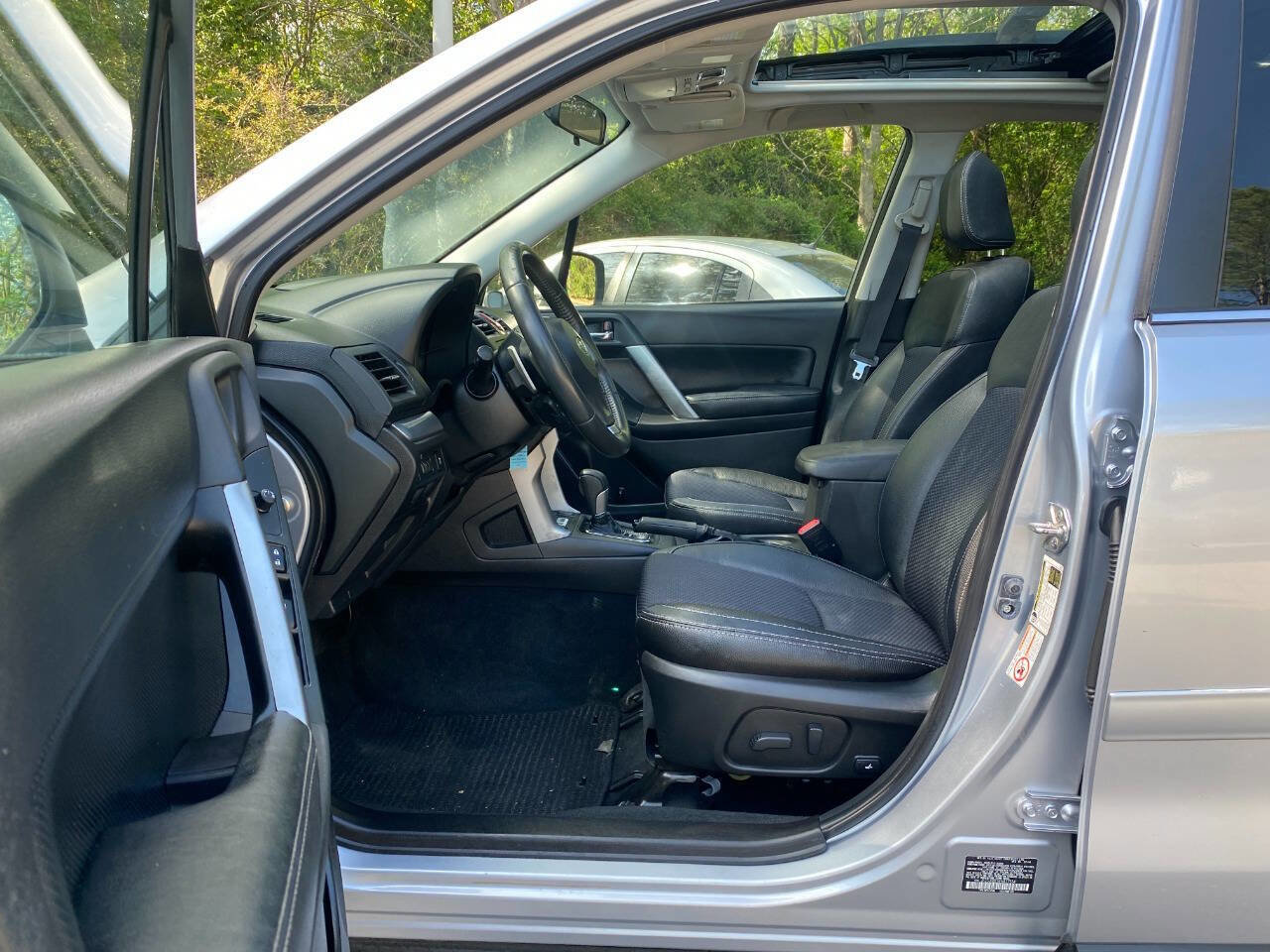 Used 2015 Subaru Forester 2.0XT Premium AWD/4WD image 15