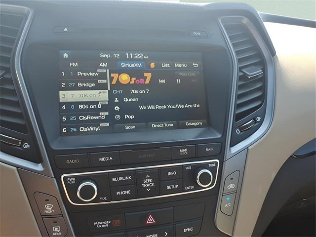 Used 2017 Hyundai Santa Fe Sport image 18