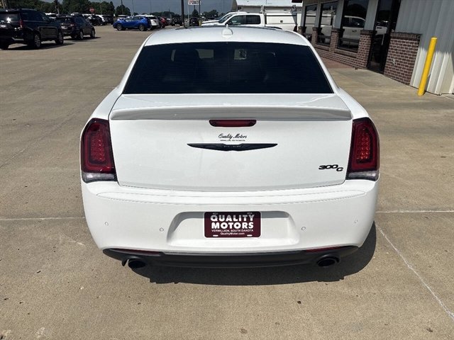 Used 2023 Chrysler 300 C RWD image 13