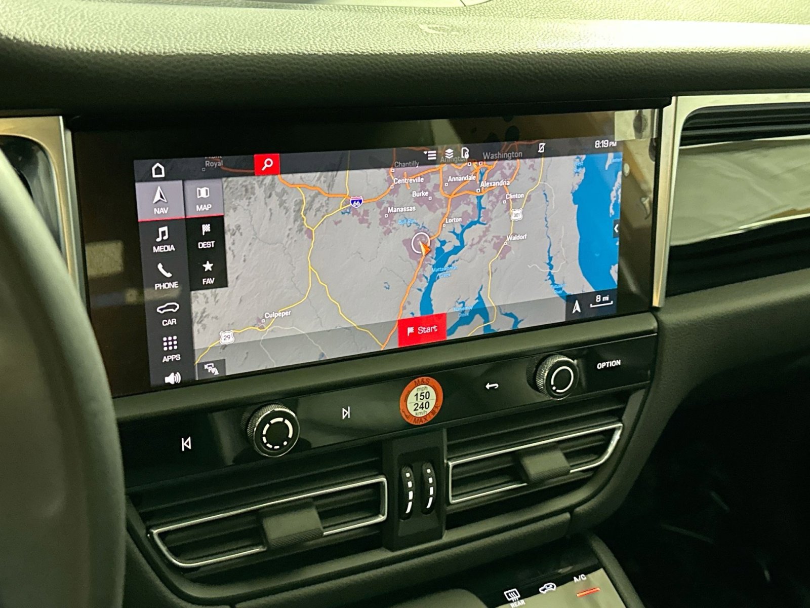 Used 2023 Porsche Macan S image 25