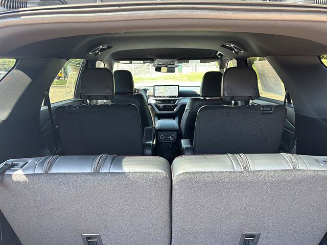 New 2026 Ford Explorer ST AWD/4WD image 17