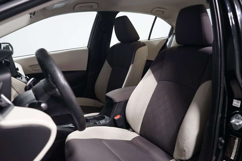 Used 2024 Toyota Corolla LE FWD image 13