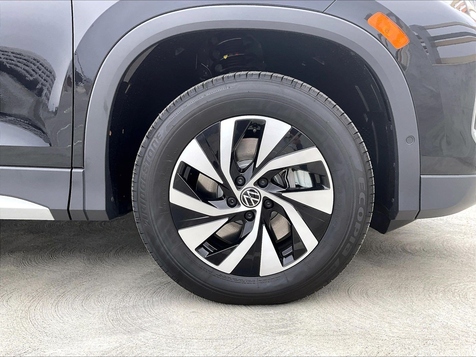 New 2026 Volkswagen Tiguan S AWD/4WD image 10