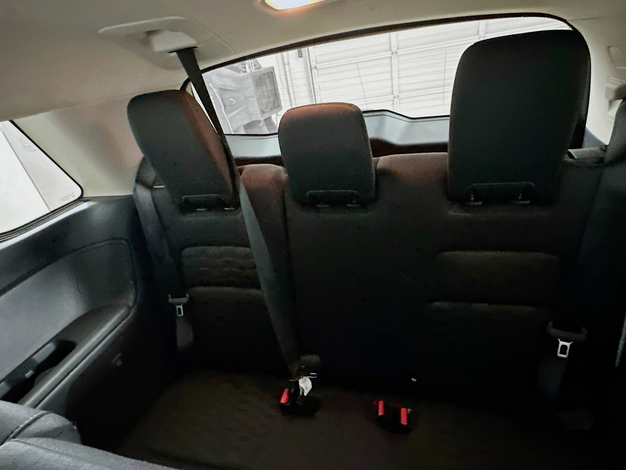 Used 2025 Nissan Pathfinder S image 28