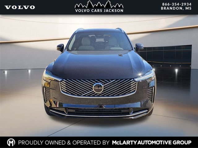 New 2026 Volvo XC90 B5 Core w/ Protection Package Premier image 2