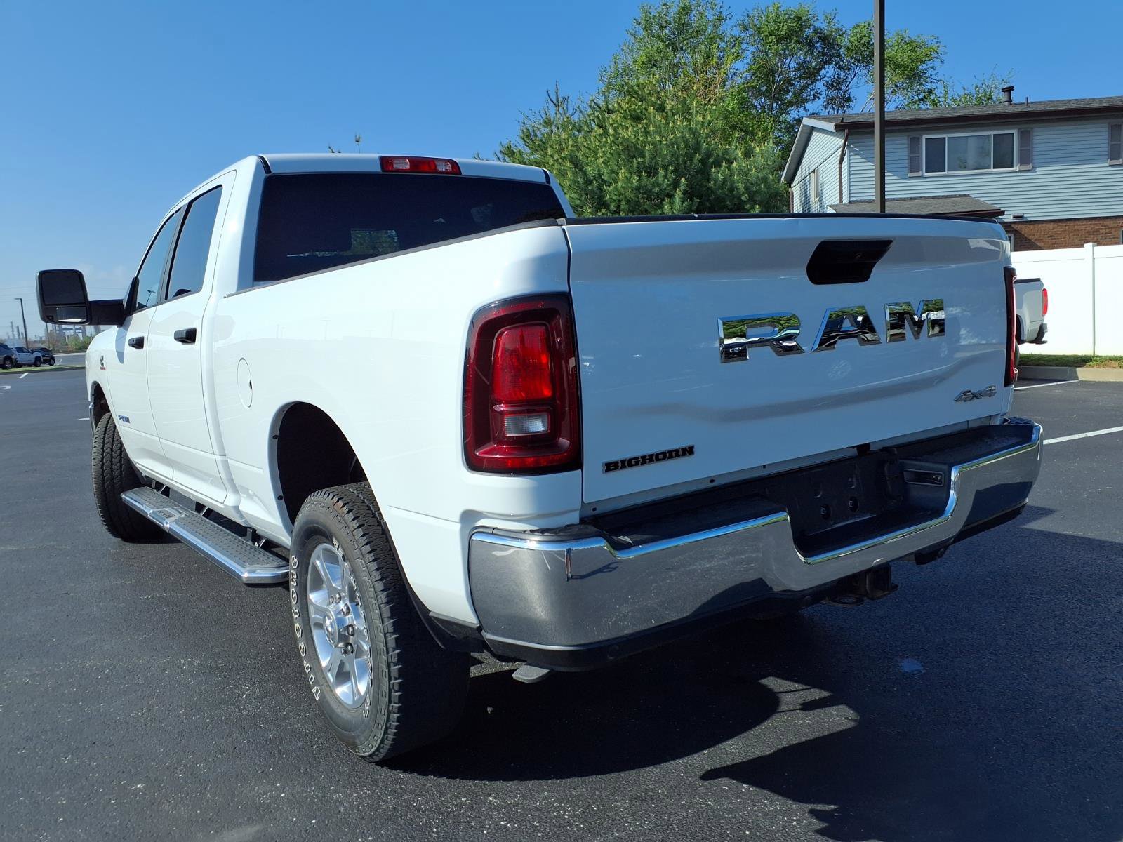 Used 2025 RAM 2500 Big Horn AWD/4WD image 31