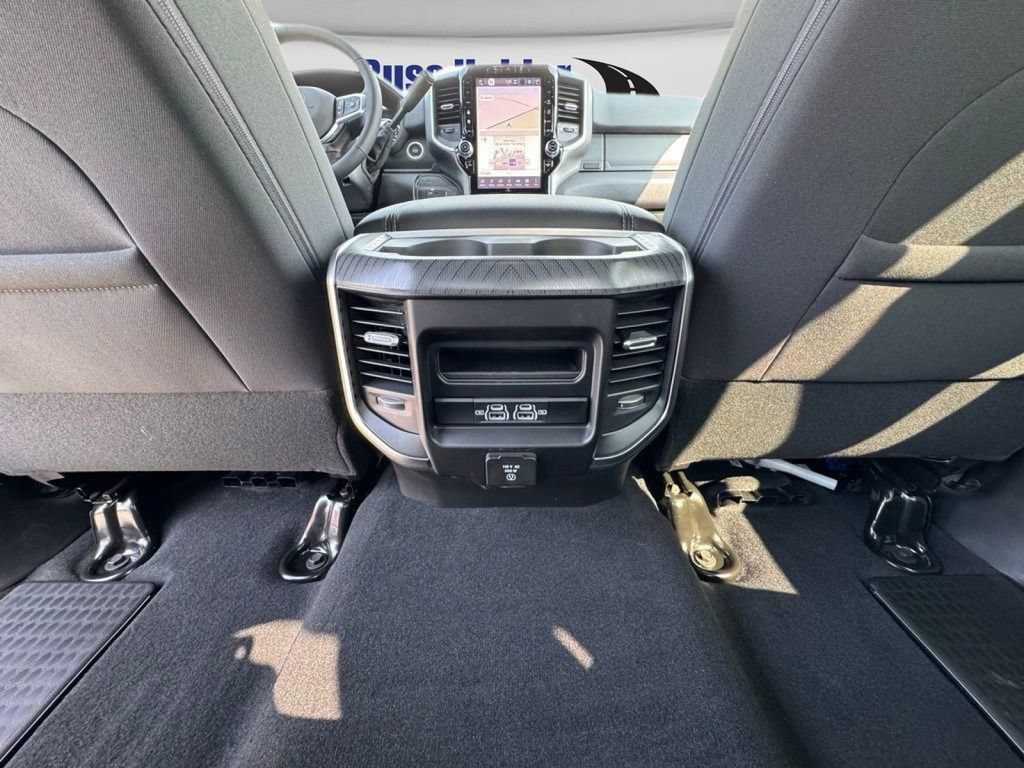 New 2026 RAM 2500 Big Horn AWD/4WD image 13
